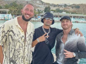 Famous artist Alec Monopoly bringing his unique style to the list of celebrities in Mykonos.
