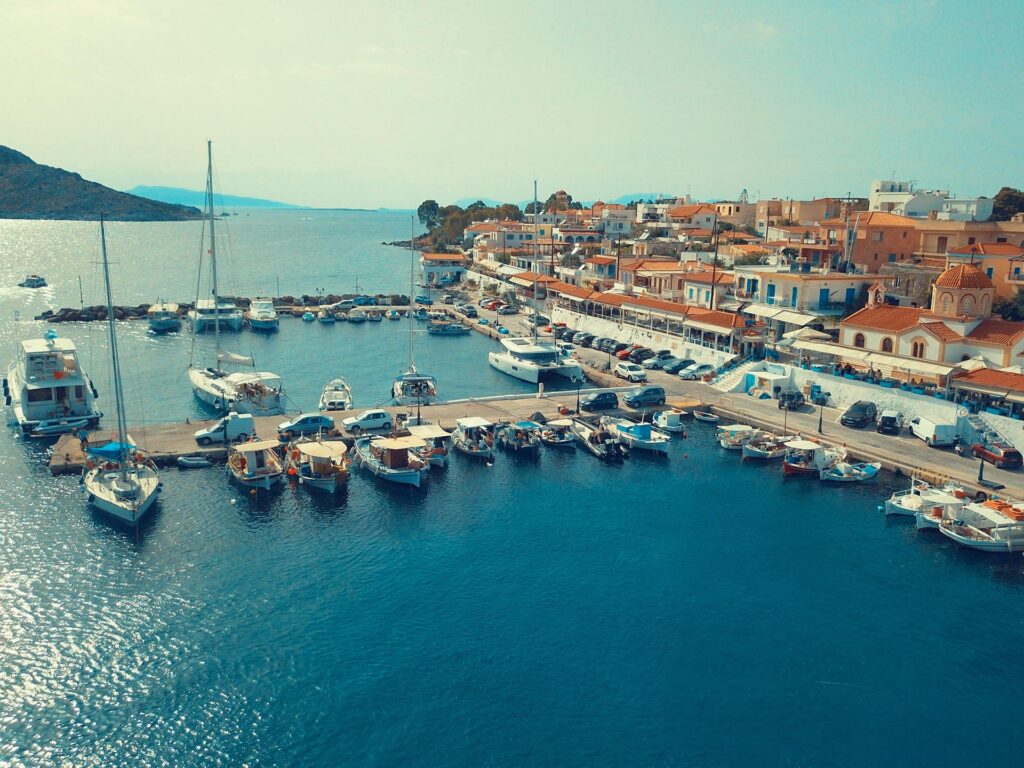 The charming seaside village of Perdika in Aegina, a perfect stop during your day trip from Athens.