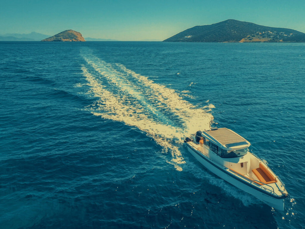 Fast and reliable boat transfer in Mykonos, avoiding the island's traffic with our high-performance RIB fleet.