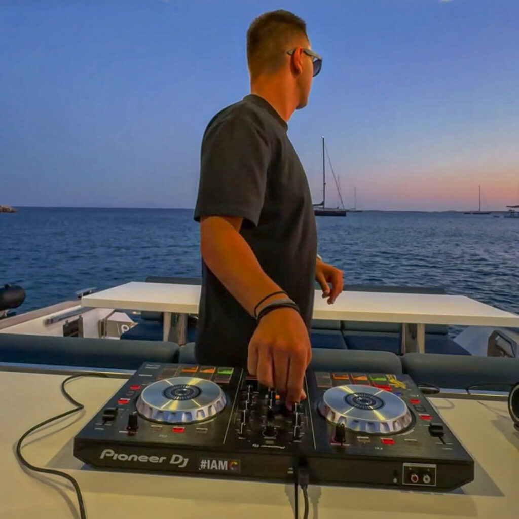 Jason Padrone recorded an exclusive set against a golden Cycladic sunset.